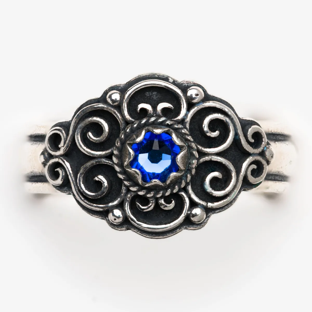 Vesterheim Sølje Jewelry | Modern Jewelry-Bunad Ring with Blue Stone By Sylvsmidja