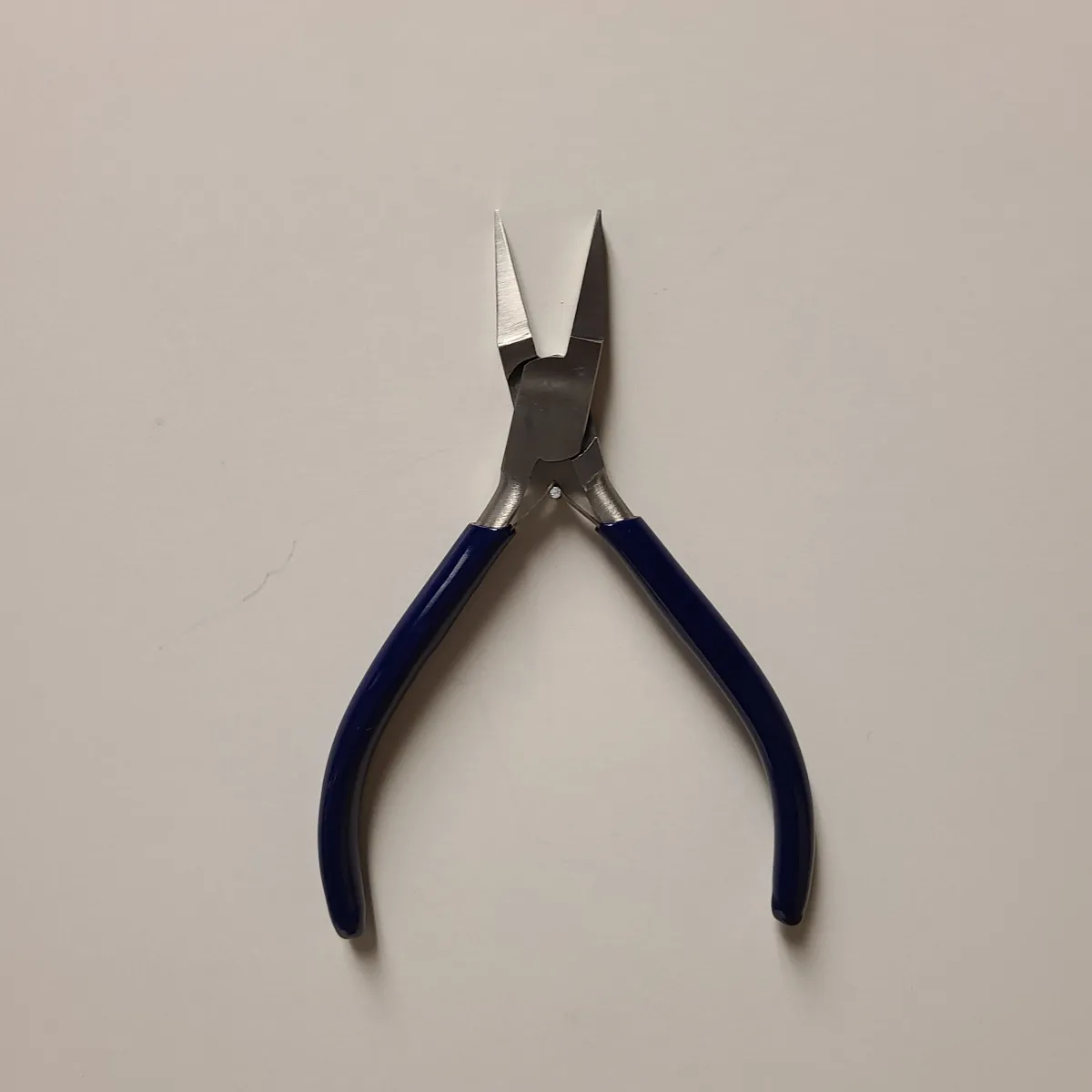 Vesterheim Metalworking-Flat-Nose Pliers By Rio Grande